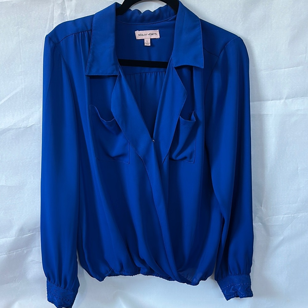 Violet & Claire Women's Blue Blouse